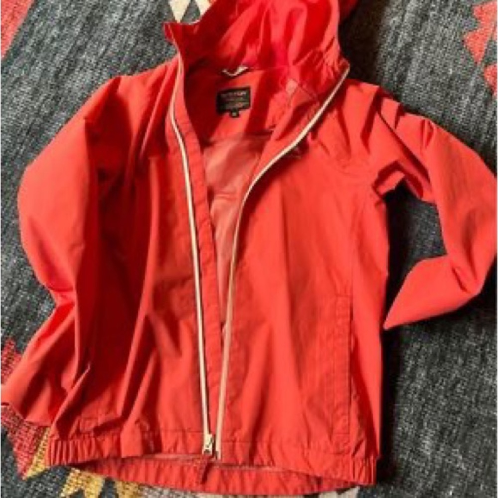 Youth Burton raincoat size M